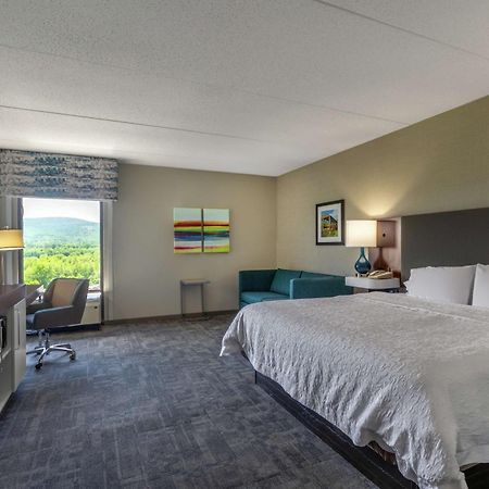 Hampton Inn Bedford Extérieur photo