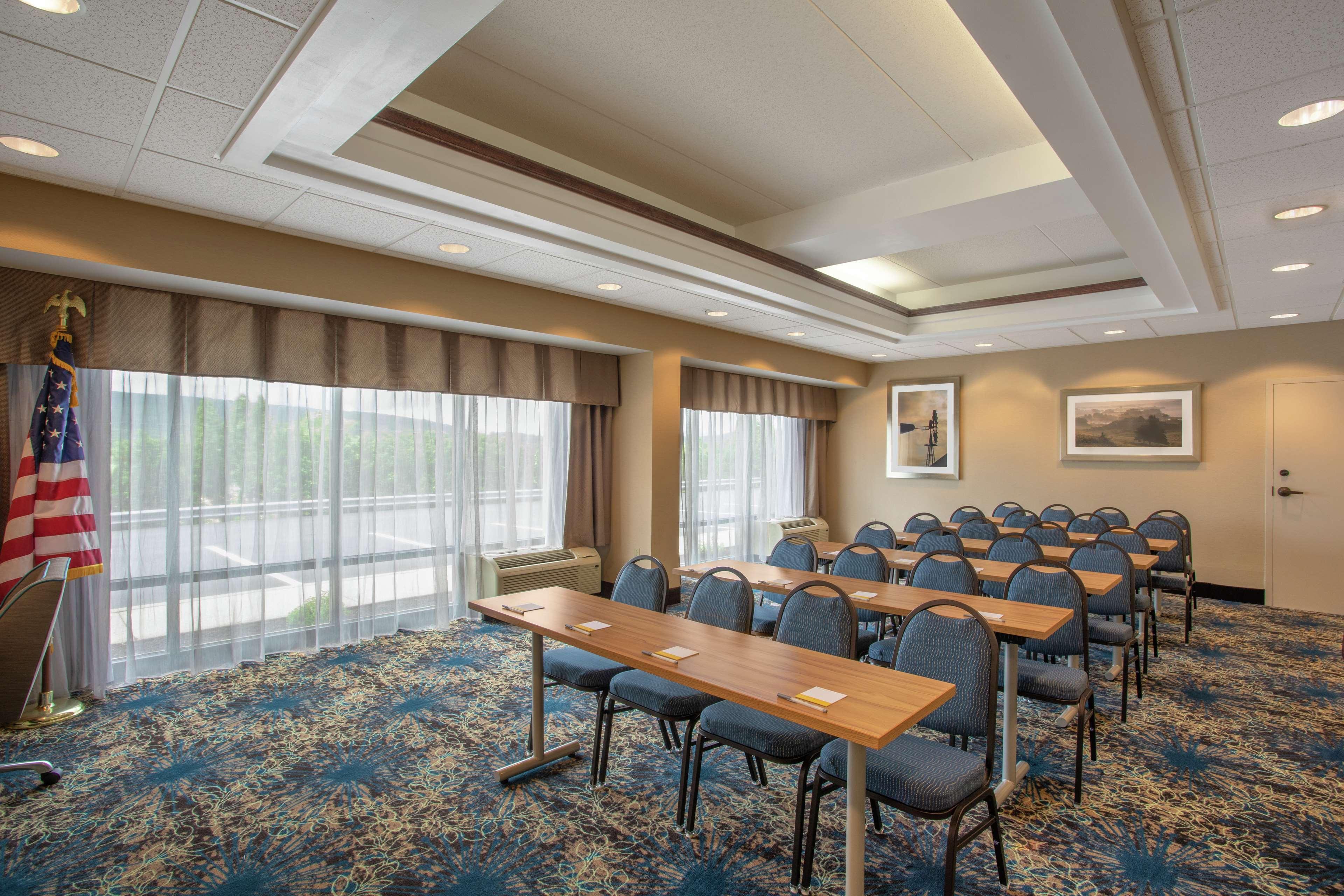Hampton Inn Bedford Extérieur photo