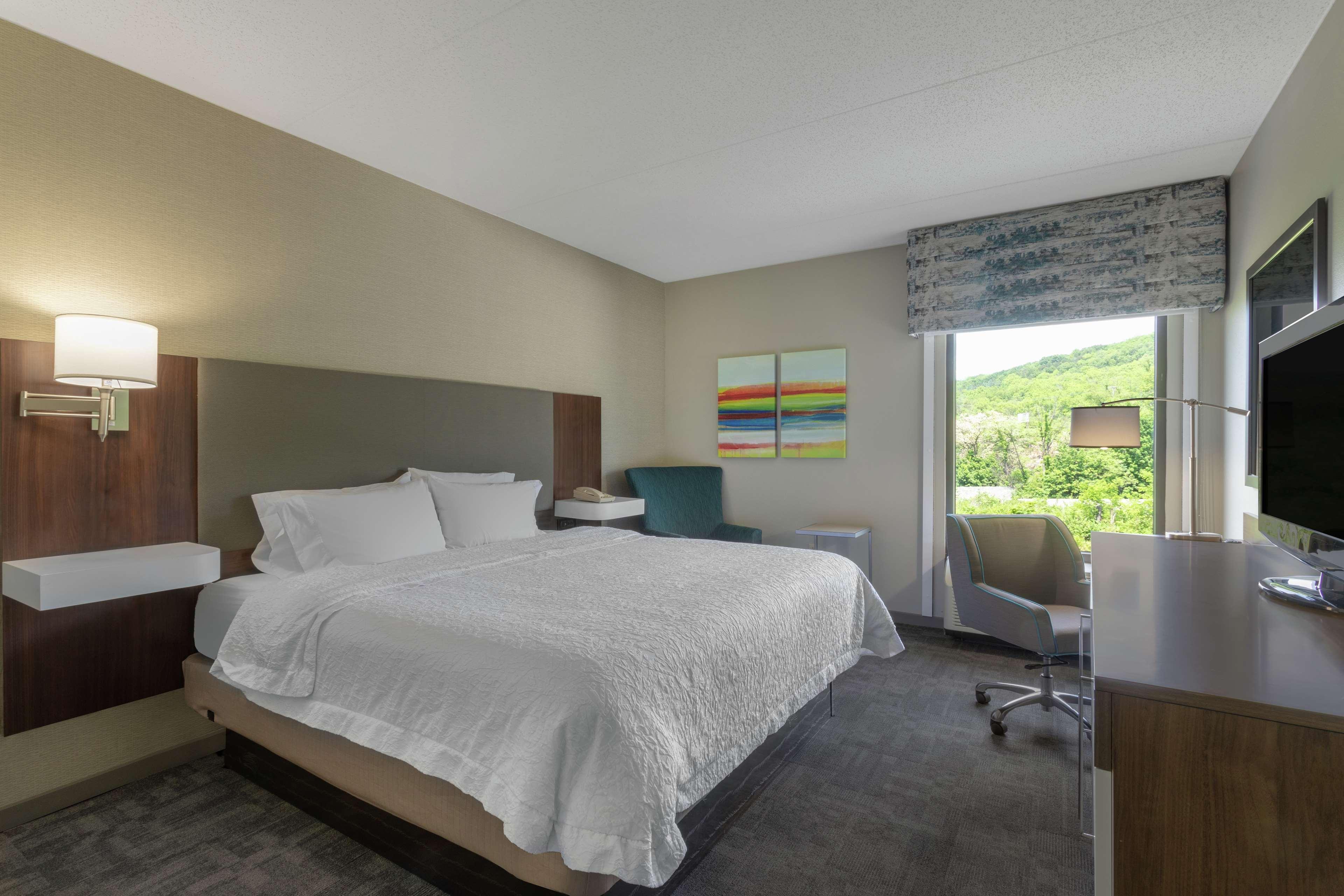 Hampton Inn Bedford Extérieur photo
