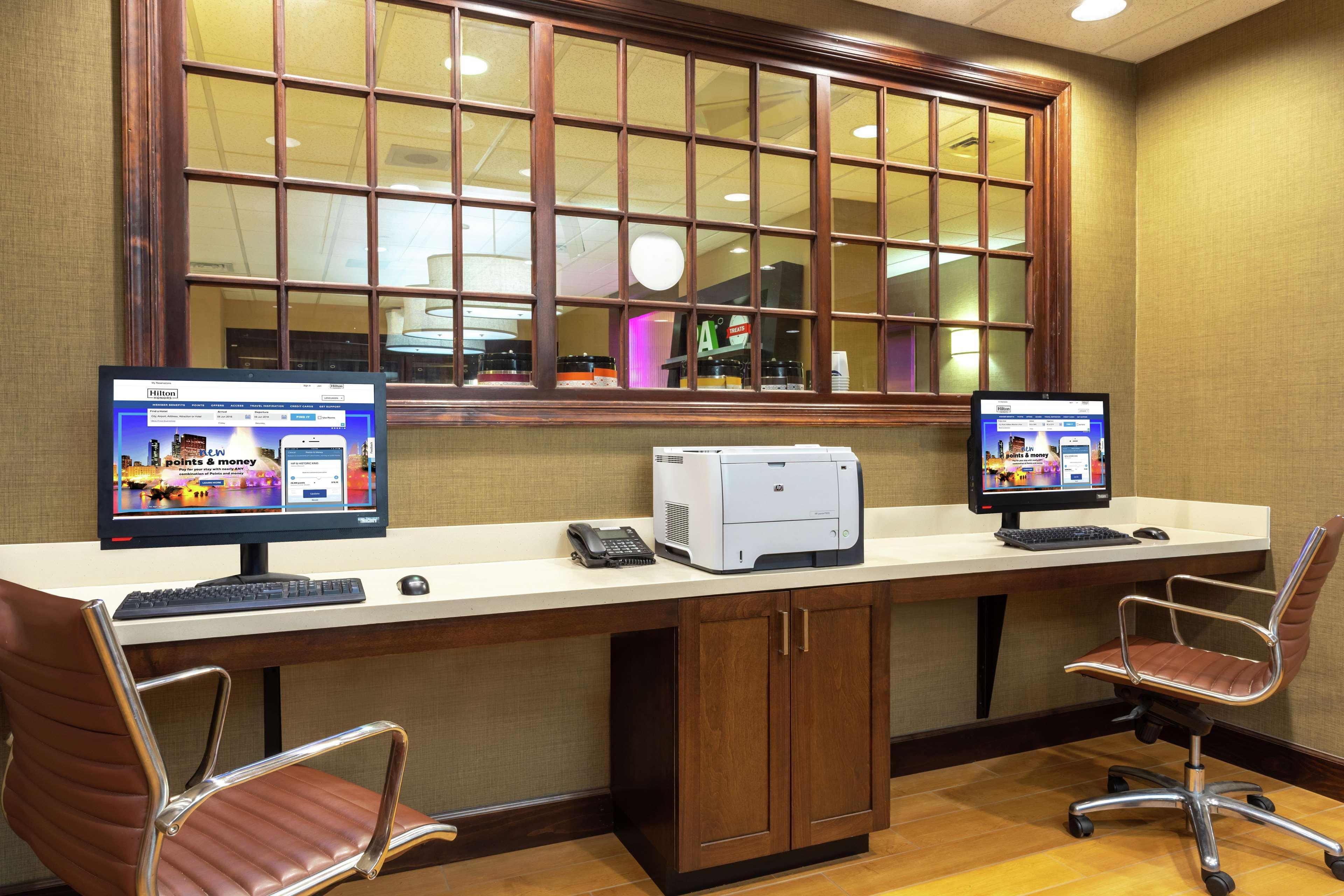 Hampton Inn Bedford Extérieur photo