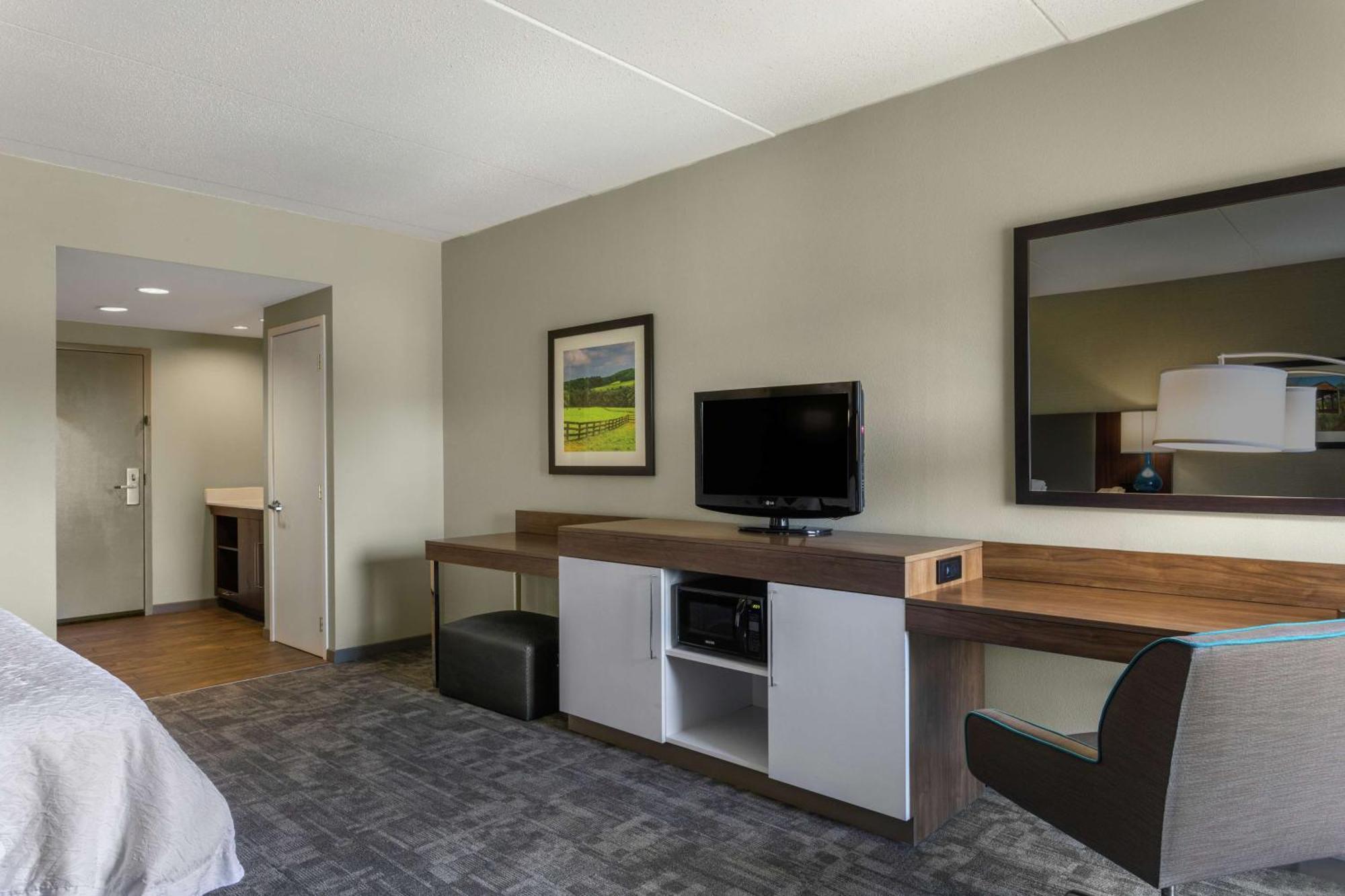 Hampton Inn Bedford Extérieur photo
